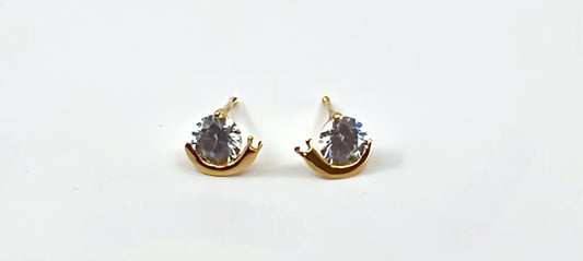 Zirconia snail stud earrings