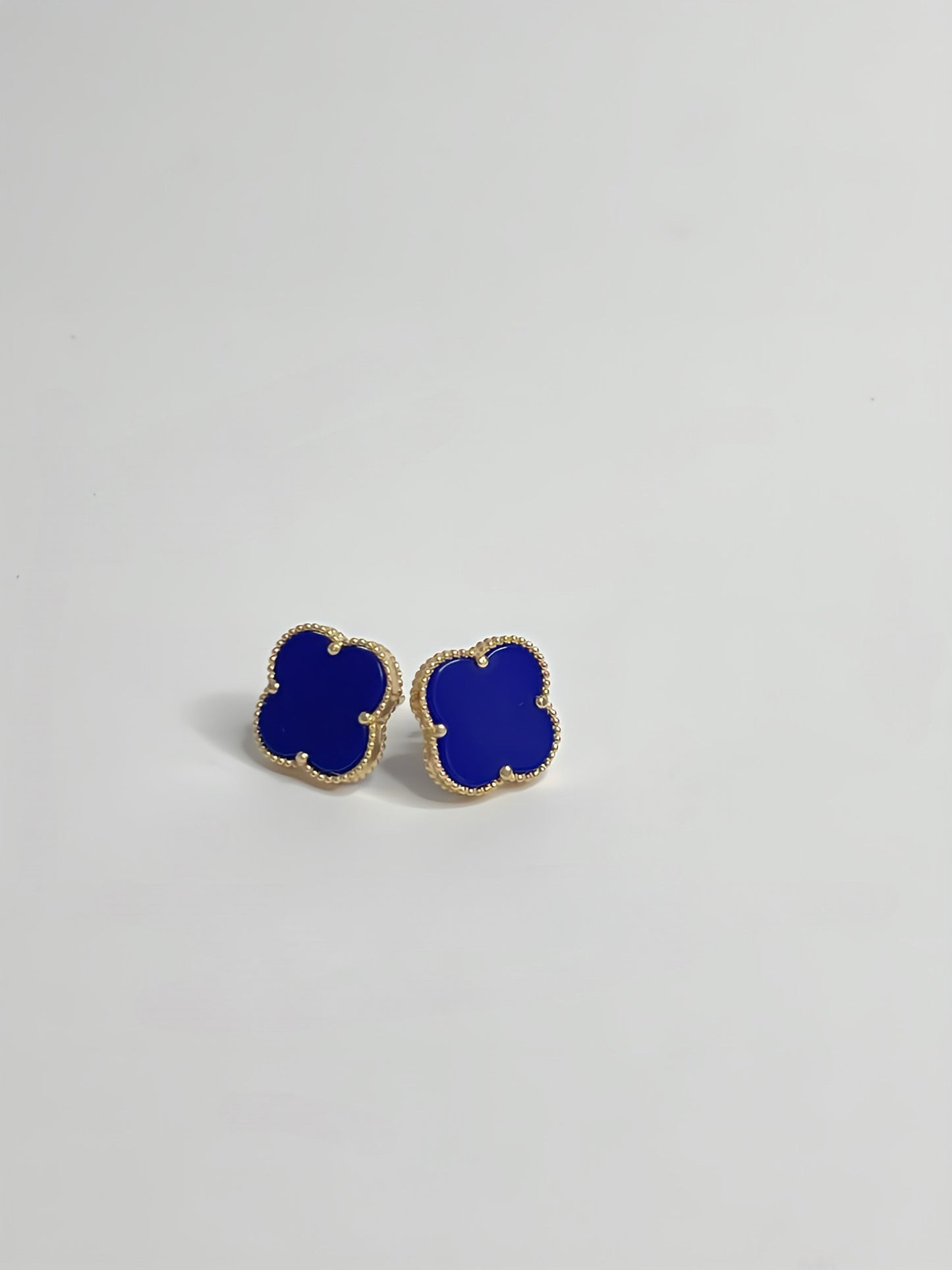 Blue clover earrings