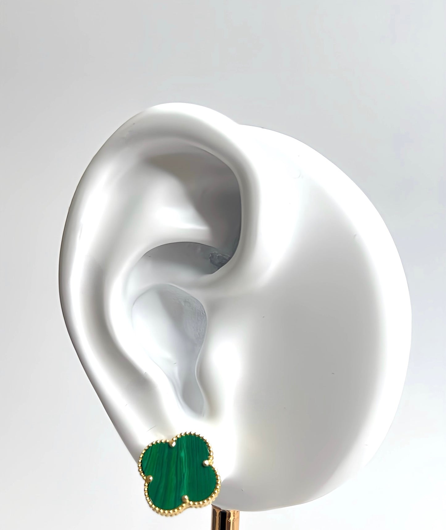 Green clover earrings