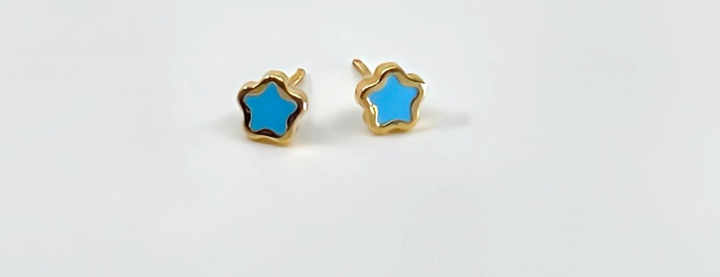 Blue star stud earrings