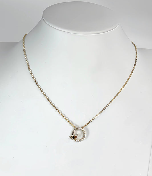 Crown zirconia necklace