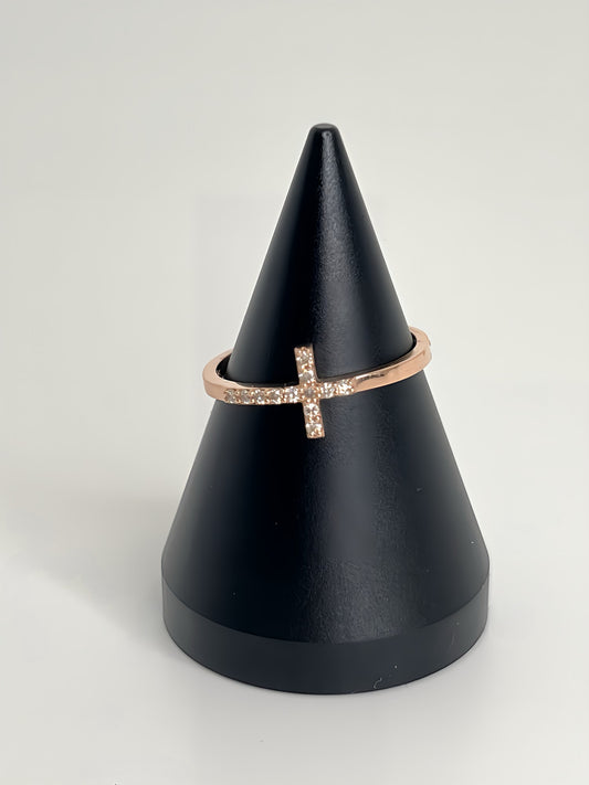 Diamond cross ring