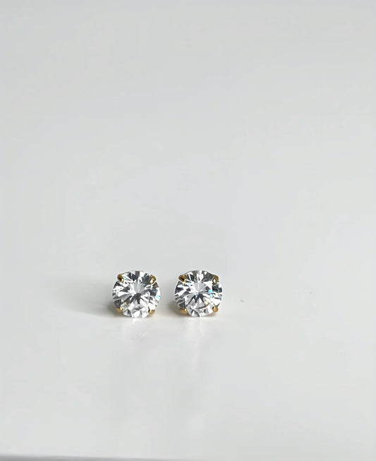 Cubic zirconia stud earrings